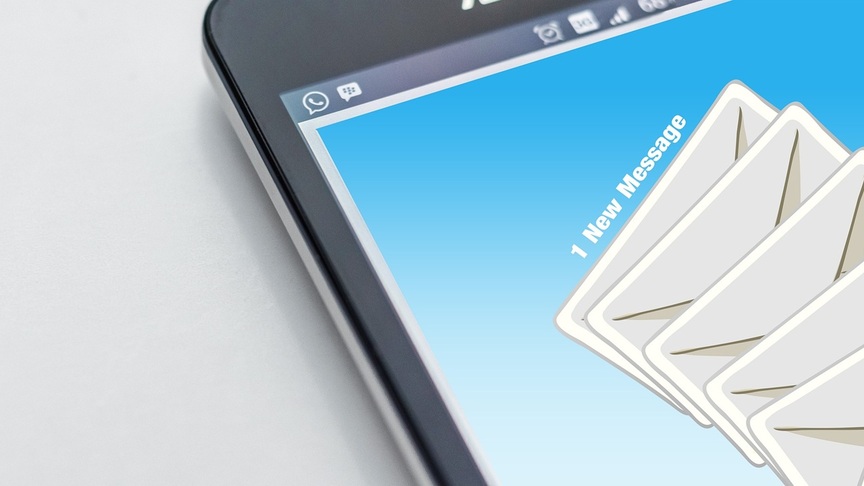 E-mail